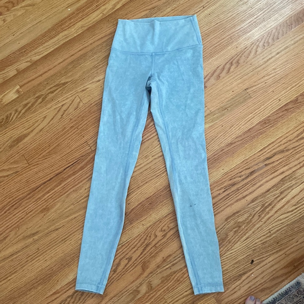 Lululemon wunder under snow washed legging 28”!